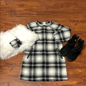 Combo size 5 outfit plaid dress and white fur vest